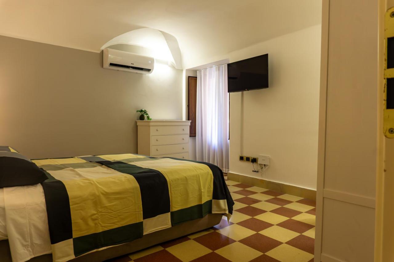 Mi Tu Apartments Catania Exterior foto